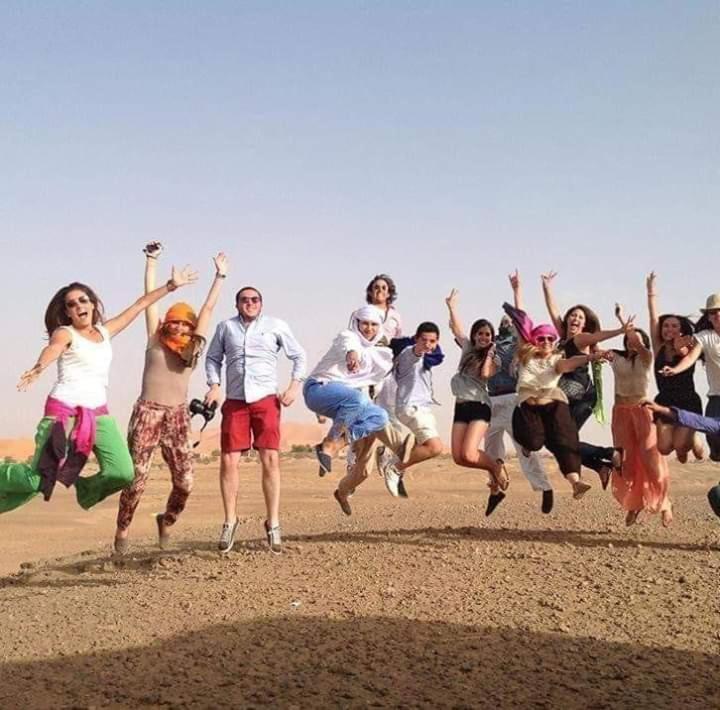 マハミド Erg Chegaga Nomad Tour Bed & Breakfast エクステリア 写真